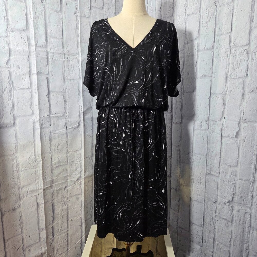 Simply Vera VeraWang NWT XL Black White Swirl V Neck Casual Summer T-Shirt Dress - Picture 1 of 12